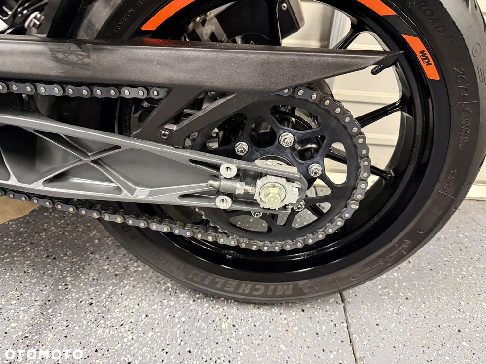 KTM Duke - 13