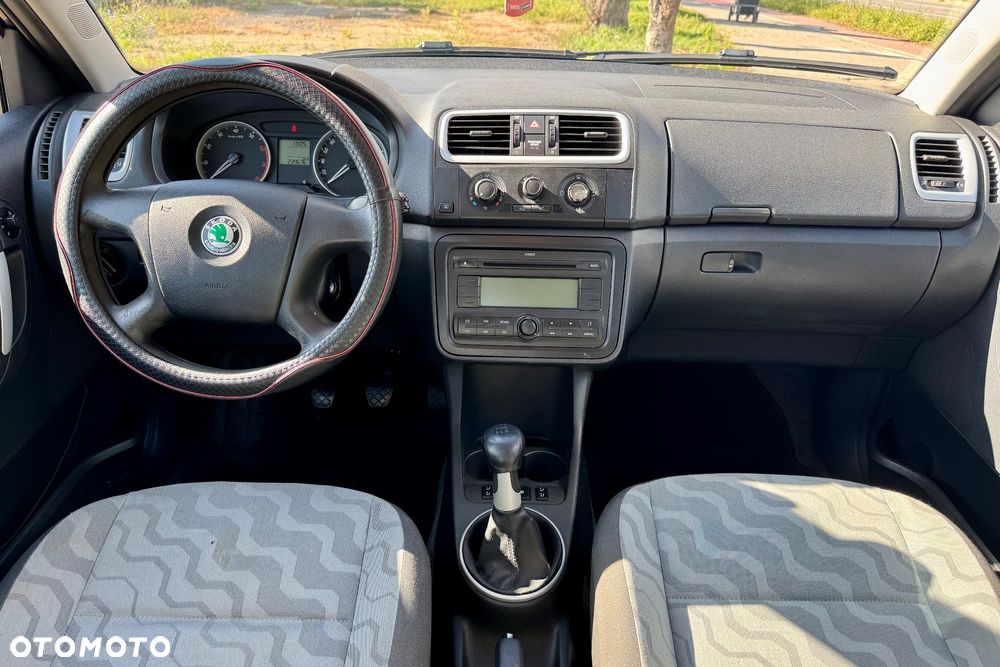 Skoda Fabia 1.2 HTP Cool Colour Edition - 18