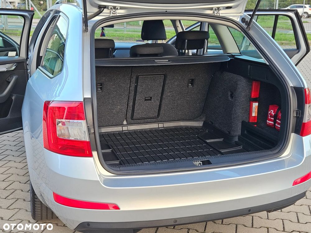 Skoda Octavia 2.0 TDI Ambition - 36