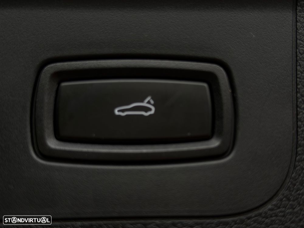 Porsche Panamera - 34