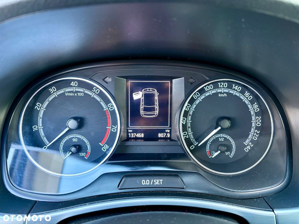Skoda Fabia - 12