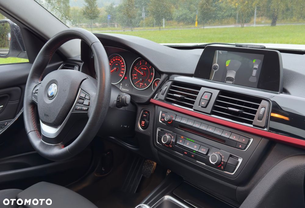 BMW Seria 3 318d Sport Line EU6 - 17