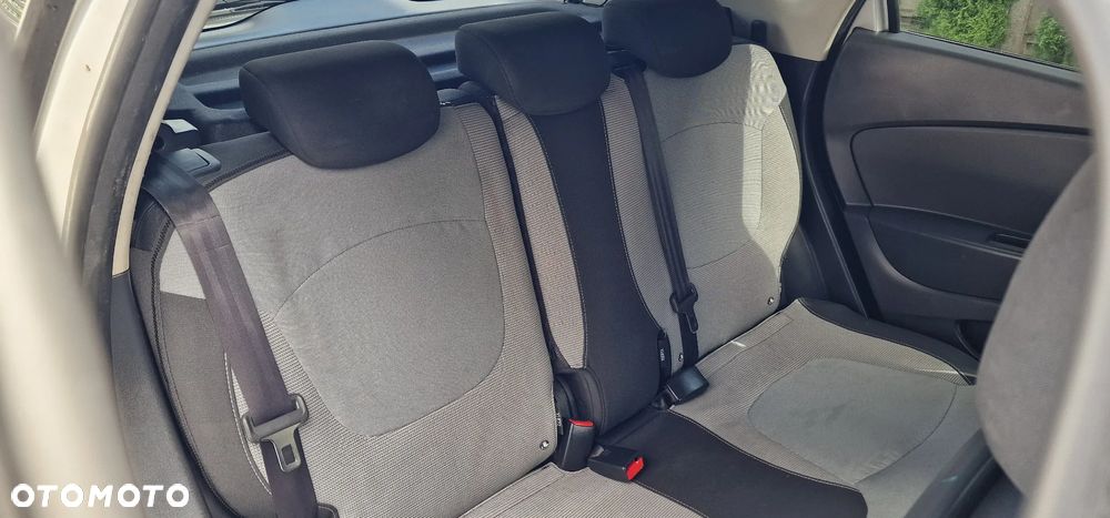 Renault Captur ENERGY dCi 90 Start&Stop Luxe - 16
