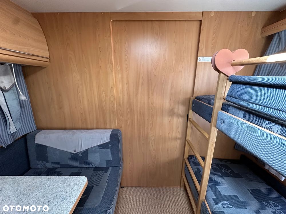 Burstner 720 TK VENTANA z napędem i łóżkami piętrowymi - 8 os. - 30