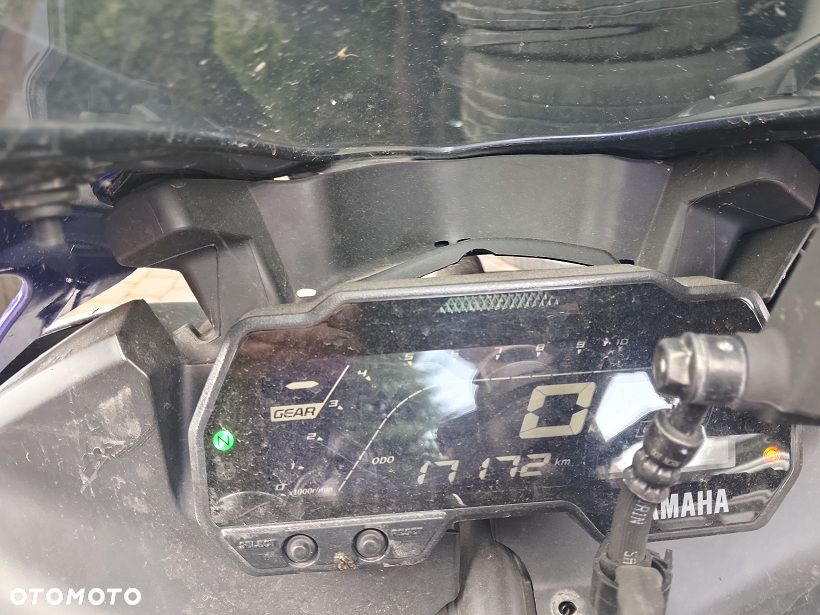 Yamaha YZF - 7