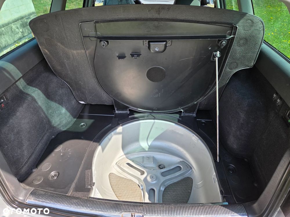 Volkswagen Passat 1.9 TDI - 10