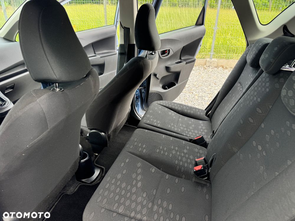 Toyota Verso S - 26