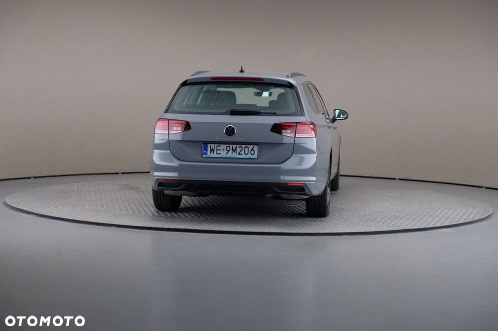 Volkswagen Passat Variant 2.0 TSI Business DSG - 5