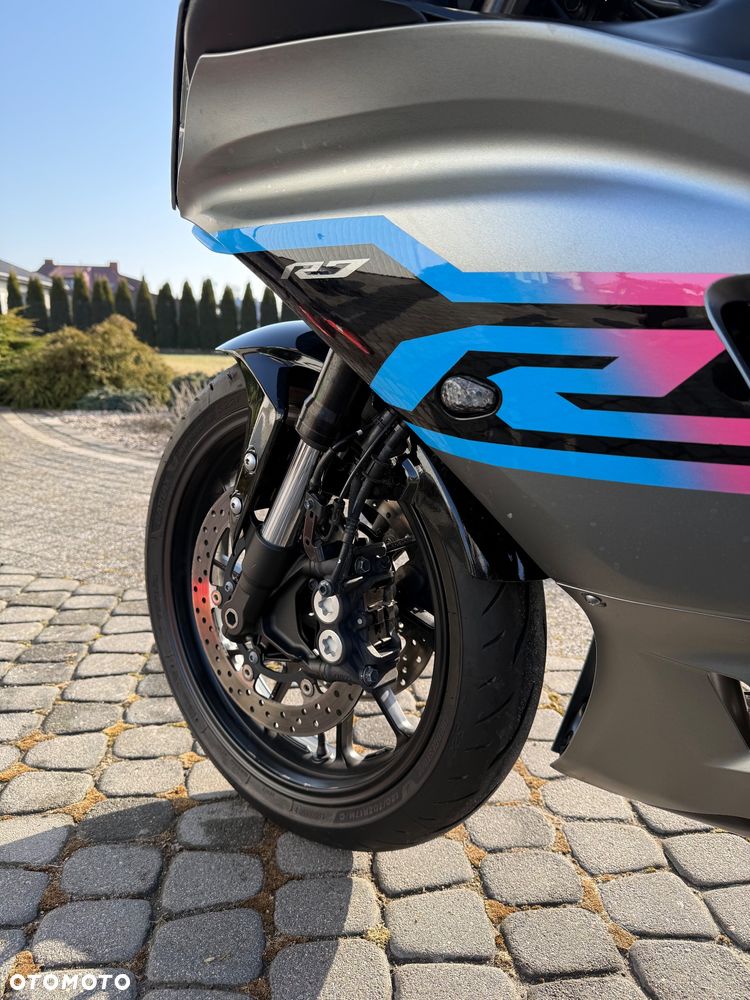 Yamaha R7 - 14