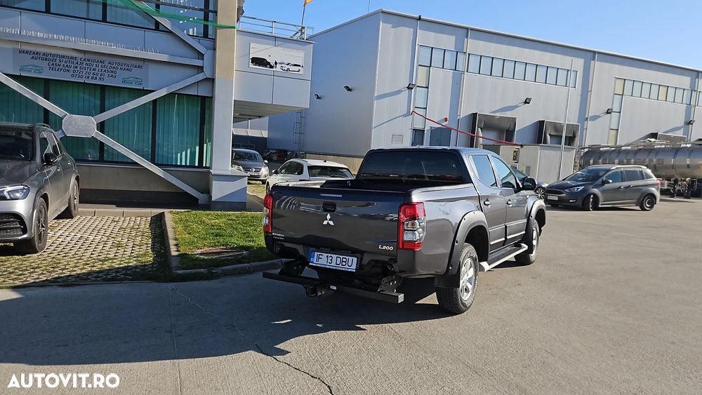 Mitsubishi L200 Double Cab 2.2 DI-D M/T Intense - 5