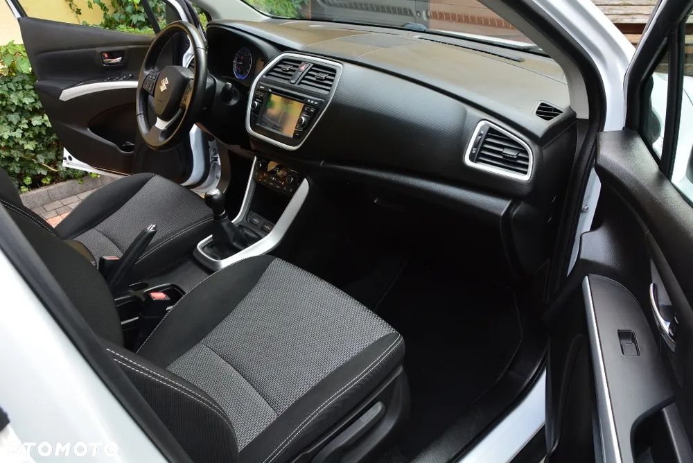 Suzuki SX4 S-Cross 1.6 Premium Plus - 21