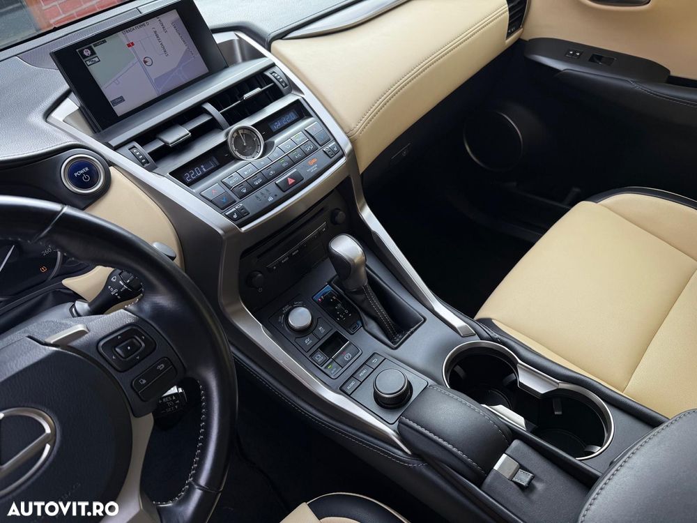 Lexus Seria NX ver-300h - 9