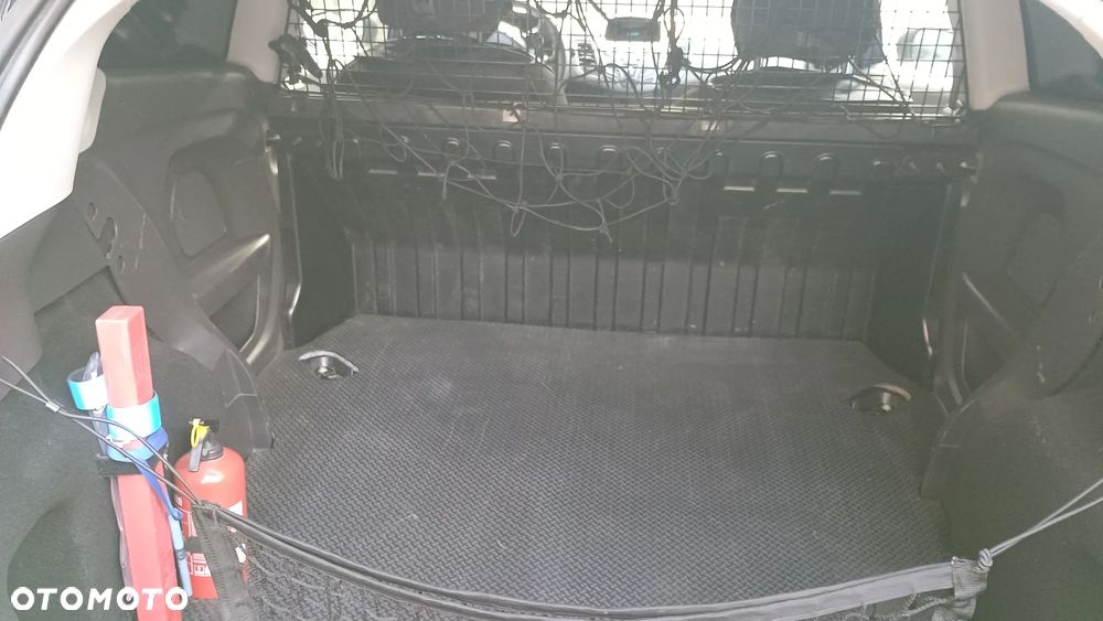 Ford Fiesta ver-1-5-tdci-trend - 3