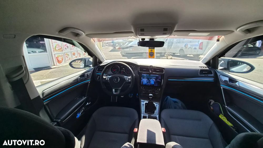 Volkswagen Golf - 7