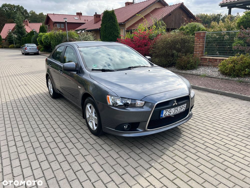 Mitsubishi Lancer 1.8 Intense - 12