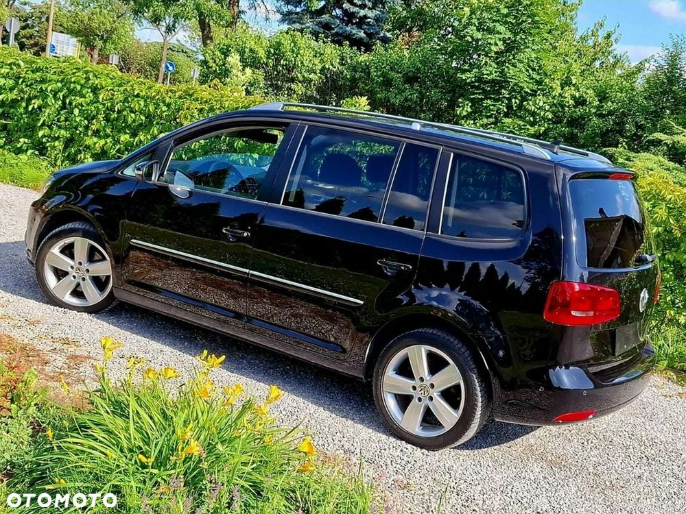 Volkswagen Touran 2.0 TDI DPF Highline DSG - 14