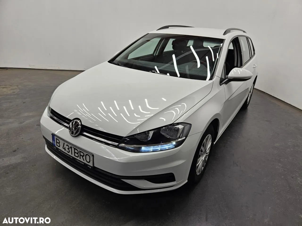 Volkswagen Golf 1.0 TSI Trendline - 2