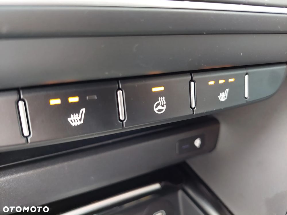 Kia XCeed 1.6 T-GDI Tribute DCT - 20