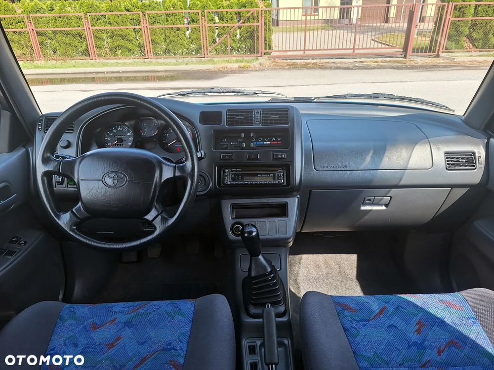 Toyota RAV4 2.0 Fun - 7