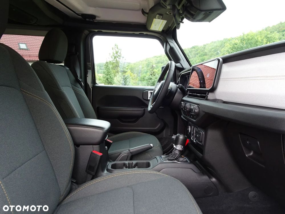 Jeep Wrangler 2.0 T-GDI Hardtop AWD Automatik Sahara - 6