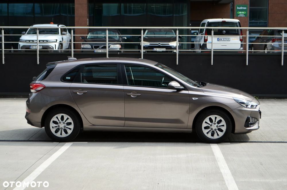 Hyundai i30 1.5 DPI Modern - 26