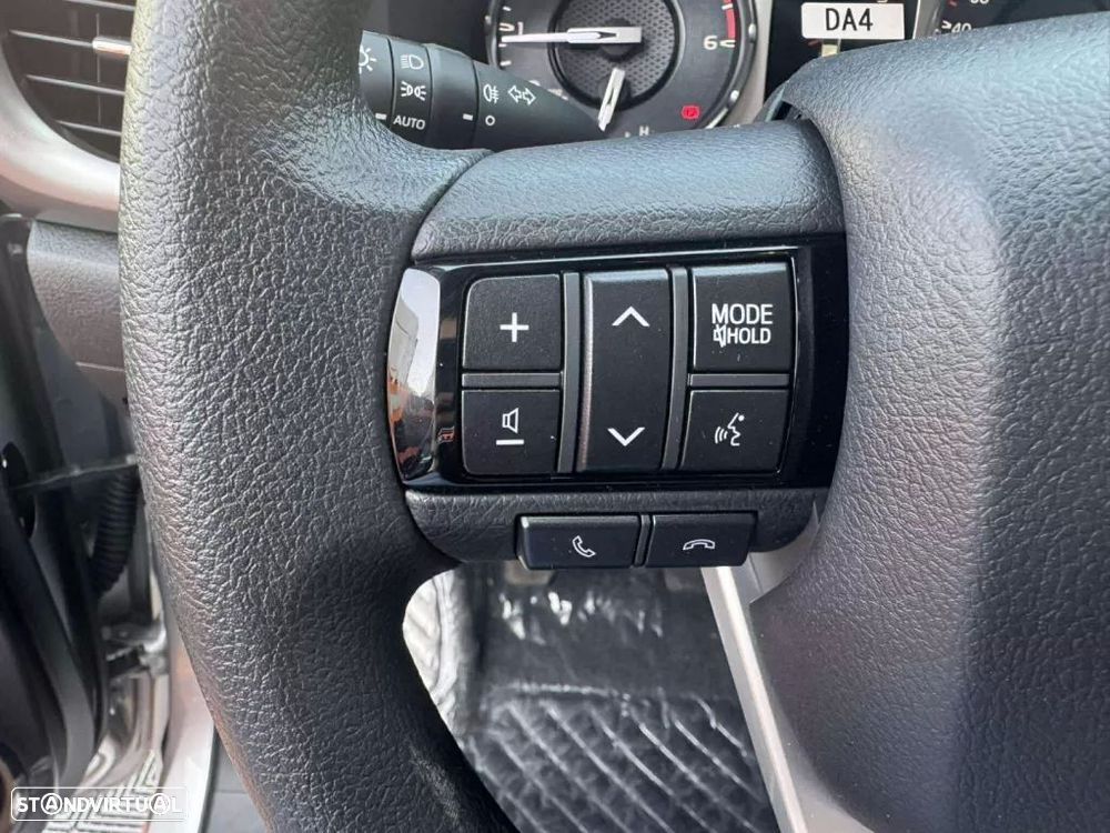 Toyota Hilux 4x4 Cabine Dupla Duty - 23