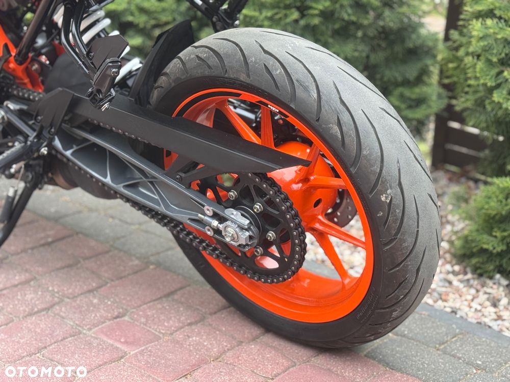 KTM Duke - 21