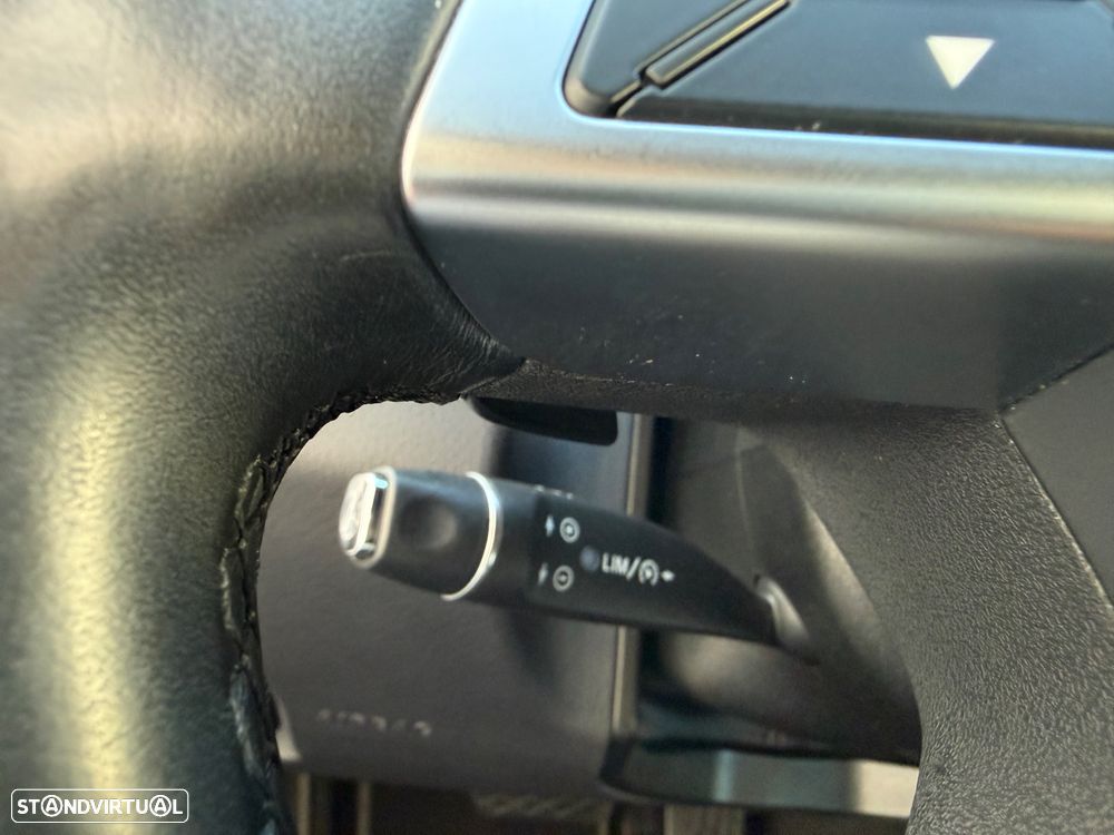 Mercedes-Benz E 300 Bluetec Hybrid Avantgarde - 26