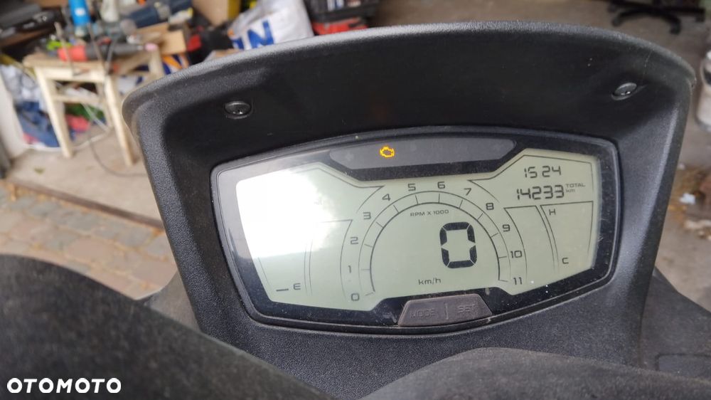Aprilia SX - 5