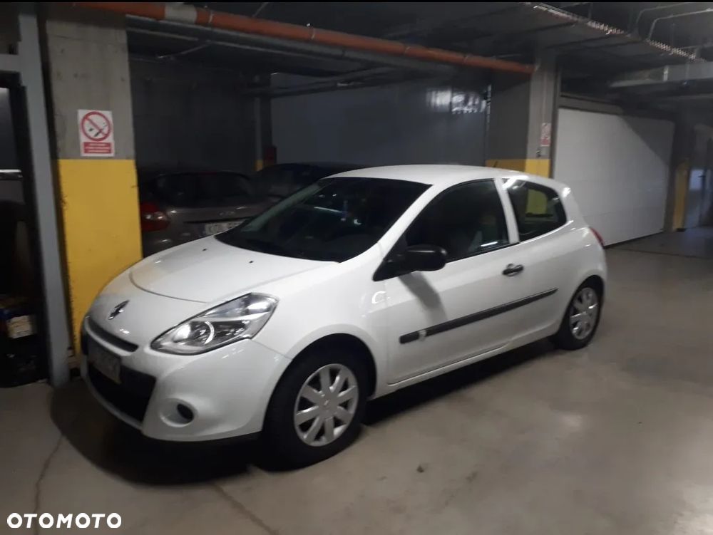 Renault Clio - 1