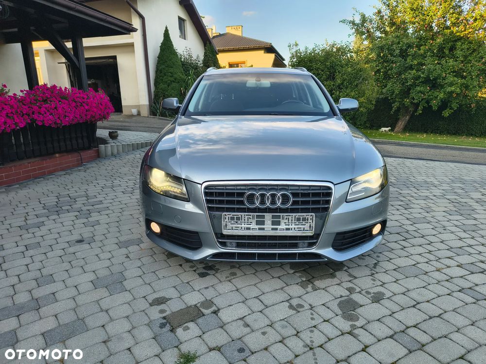 Audi A4 Avant 2.0 TDI DPF Attraction - 2