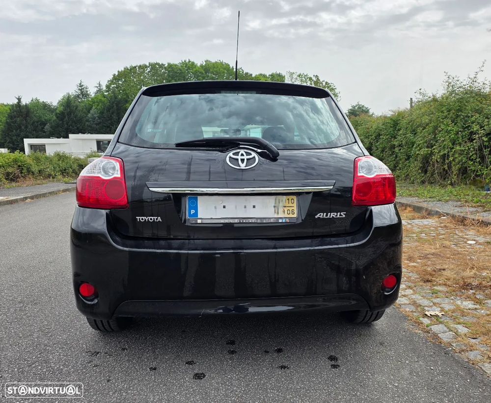 Toyota Auris 1.4 D-4D AC - 5