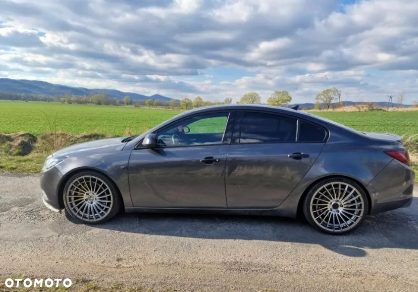 Opel Insignia 2.0 T Sport 4x4 - 16