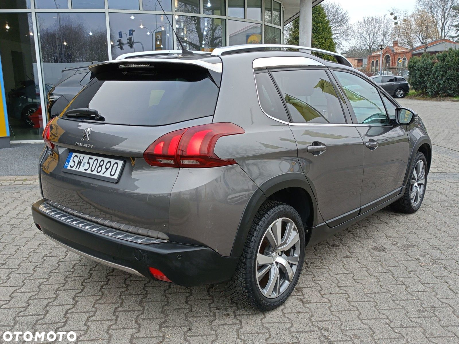 Peugeot 2008 - 6