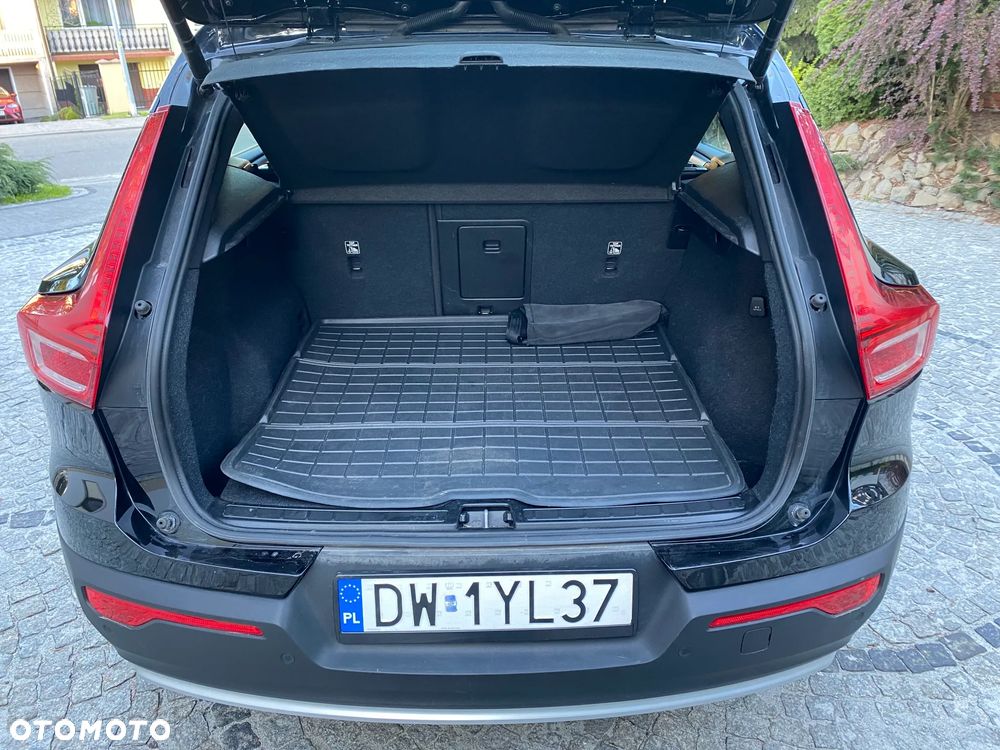 Volvo XC 40 B3 Ultimate Dark - 8
