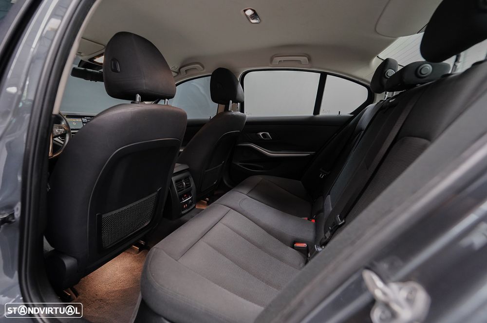 BMW 330 e Corporate Edition Auto - 29
