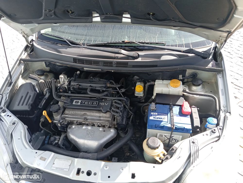 Chevrolet Aveo 1.2 L - 15
