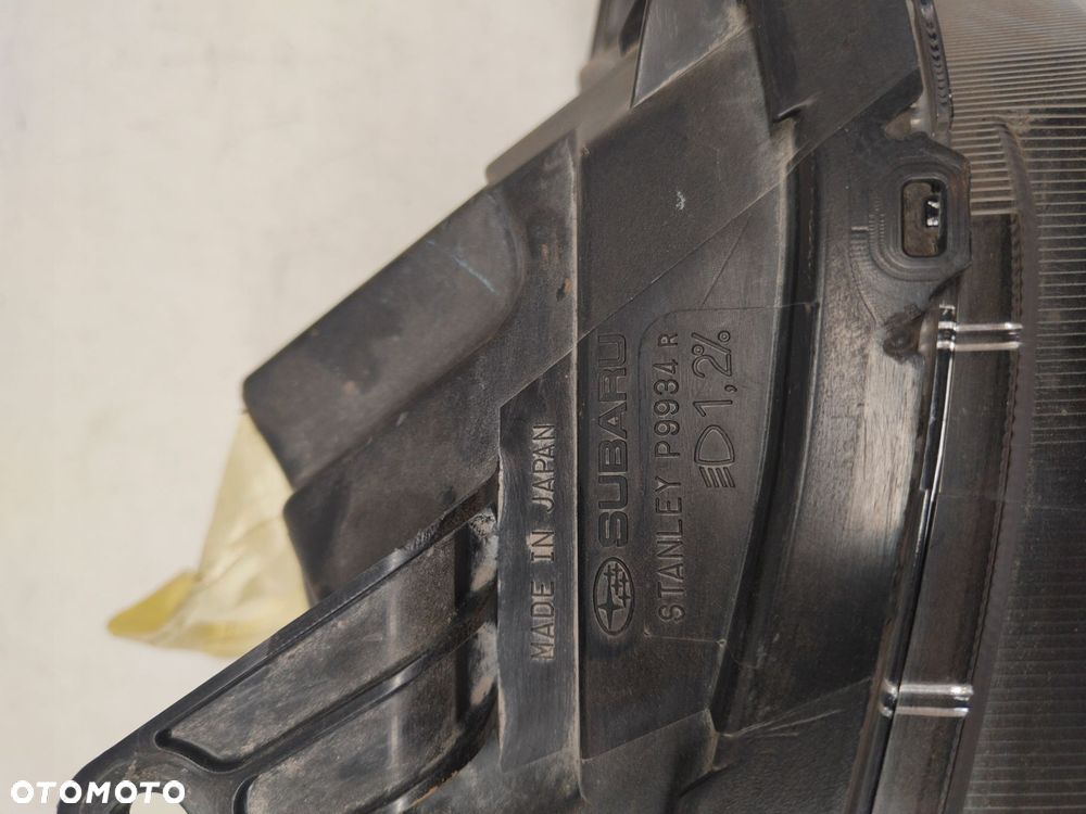 subaru xv xenon lampa prawy przód p9934r - 4