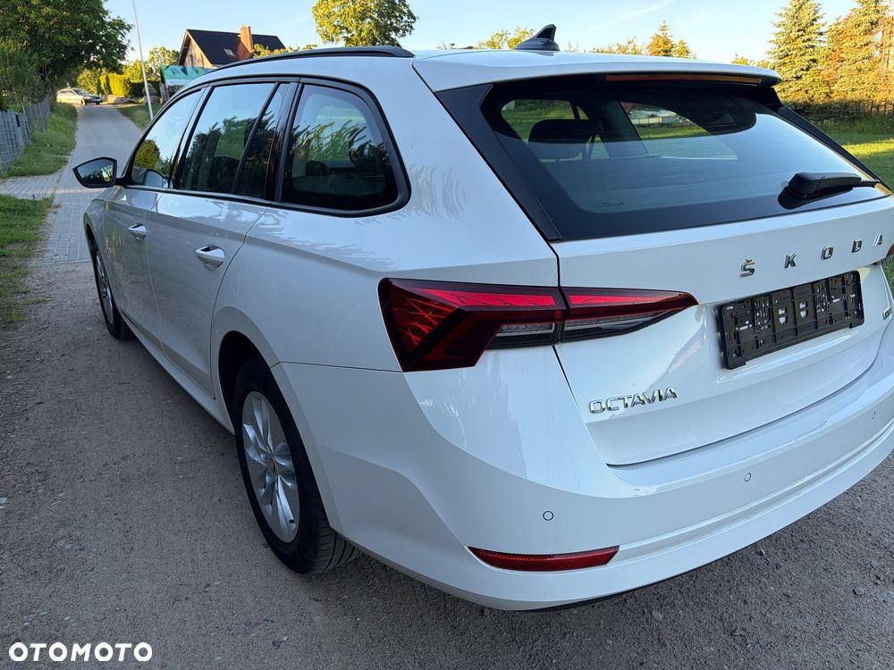 Skoda Octavia 1.5 TSI e-TEC DSG Ambition - 7