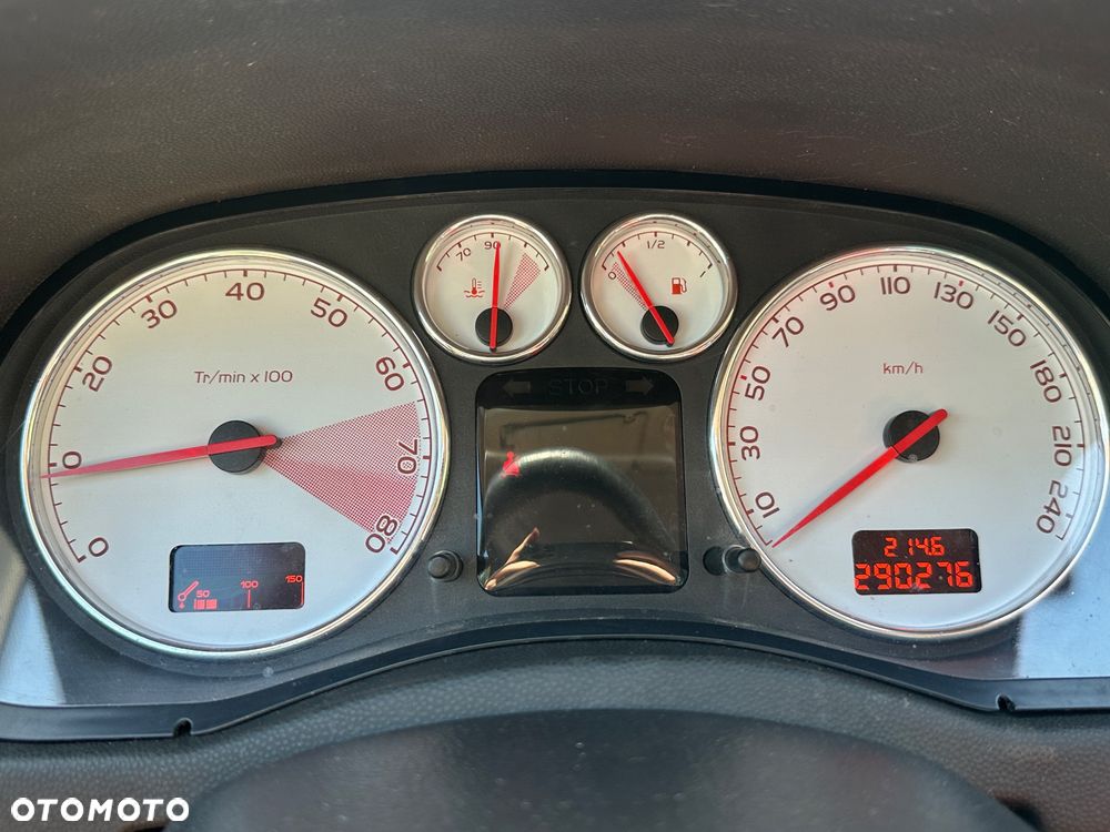 Peugeot 307 CC 135 - 11