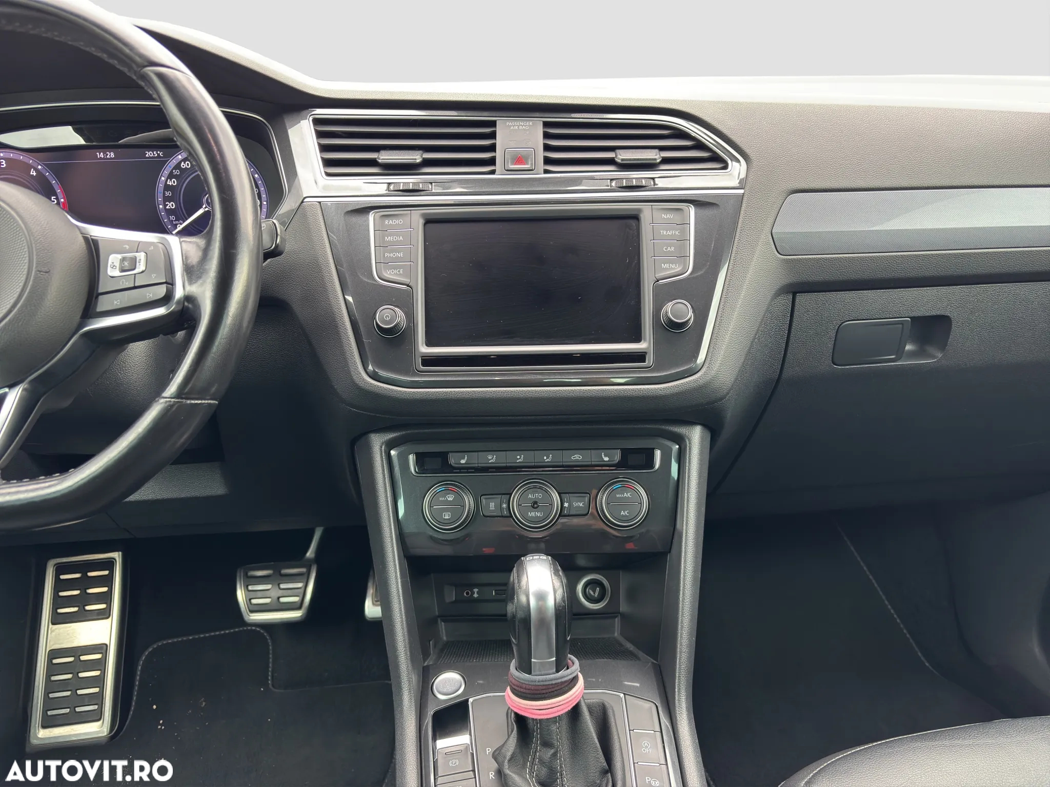 Volkswagen Tiguan 2.0 TDI 4Mot DSG Highline - 8