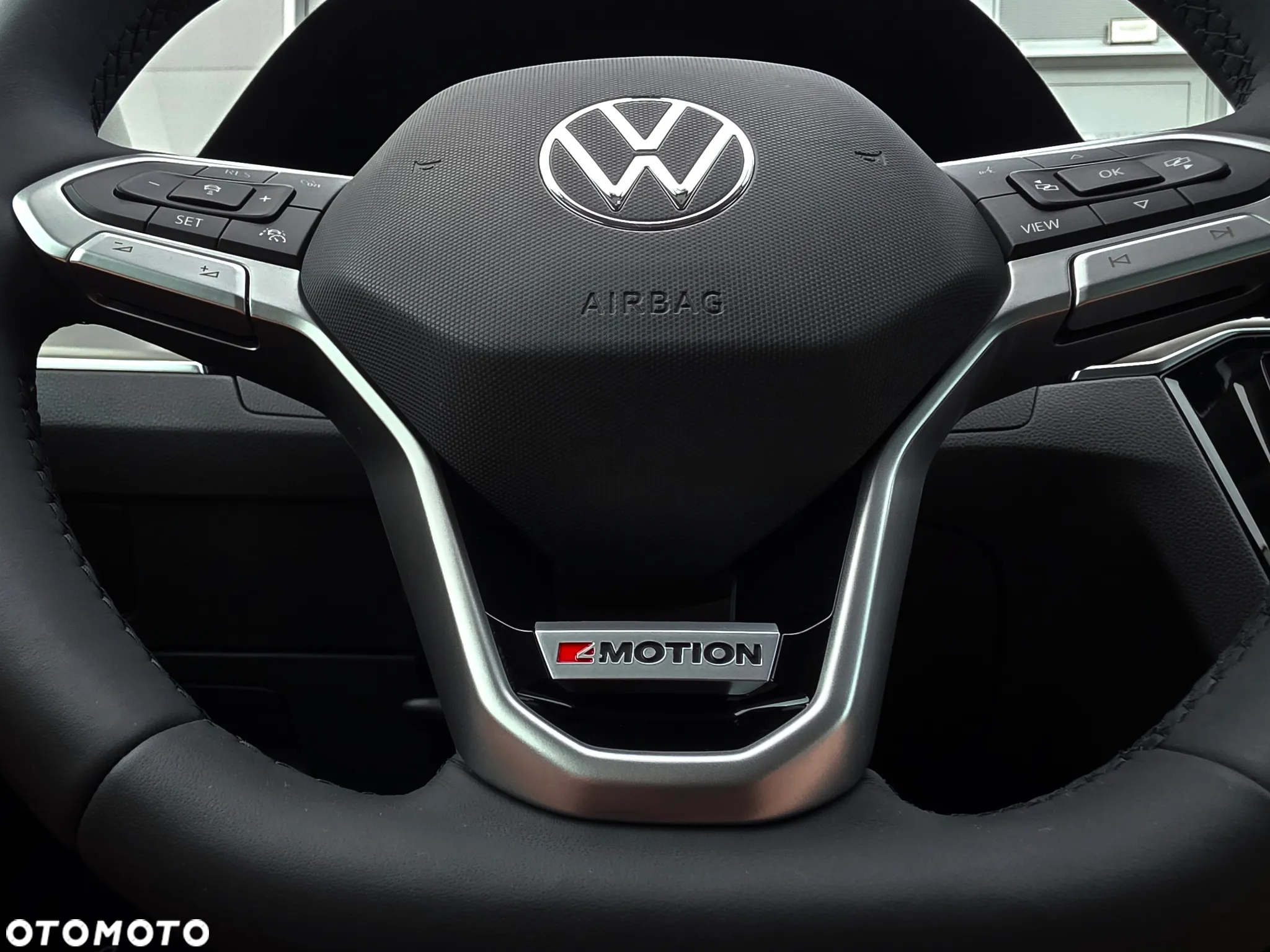 Volkswagen Passat 2.0 TDI Elegance DSG - 28