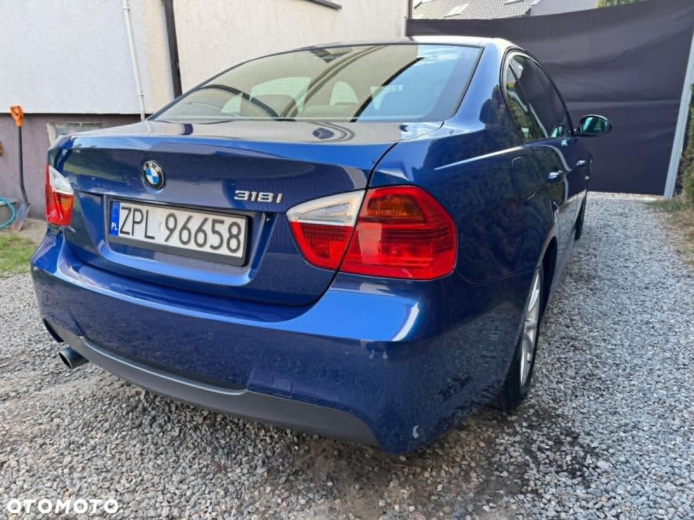 BMW Seria 3 318i - 9