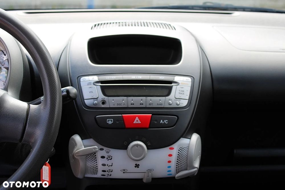 Toyota Aygo - 15