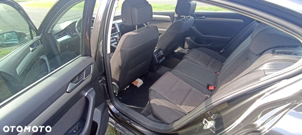 Volkswagen Passat 2.0 TDI BMT Comfortline DSG7 - 13