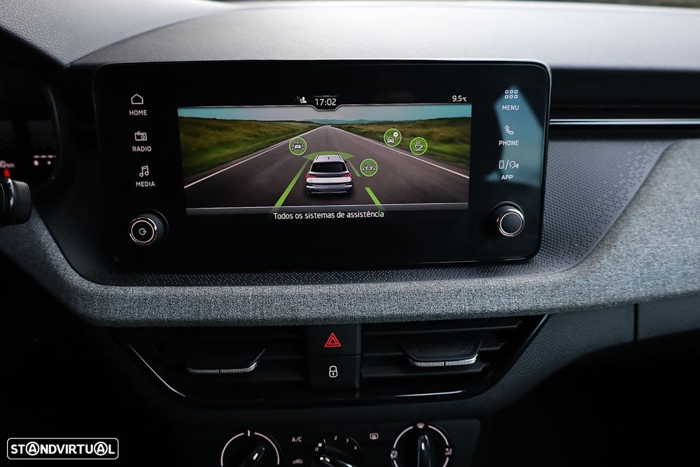 Skoda Kamiq 1.0 TSI DSG - 25