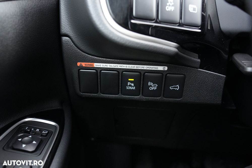 Mitsubishi Outlander 2.4 4WD Diamant+ - 9