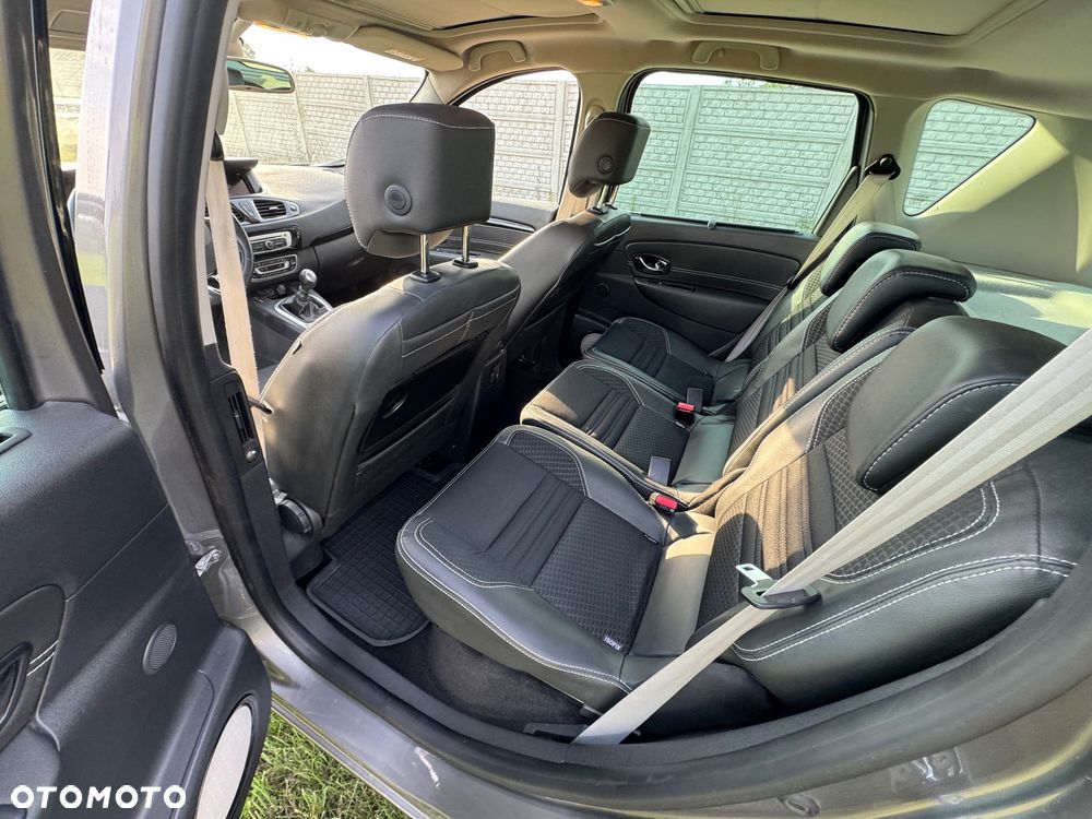 Renault Scenic ENERGY TCe 130 BOSE EDITION - 21