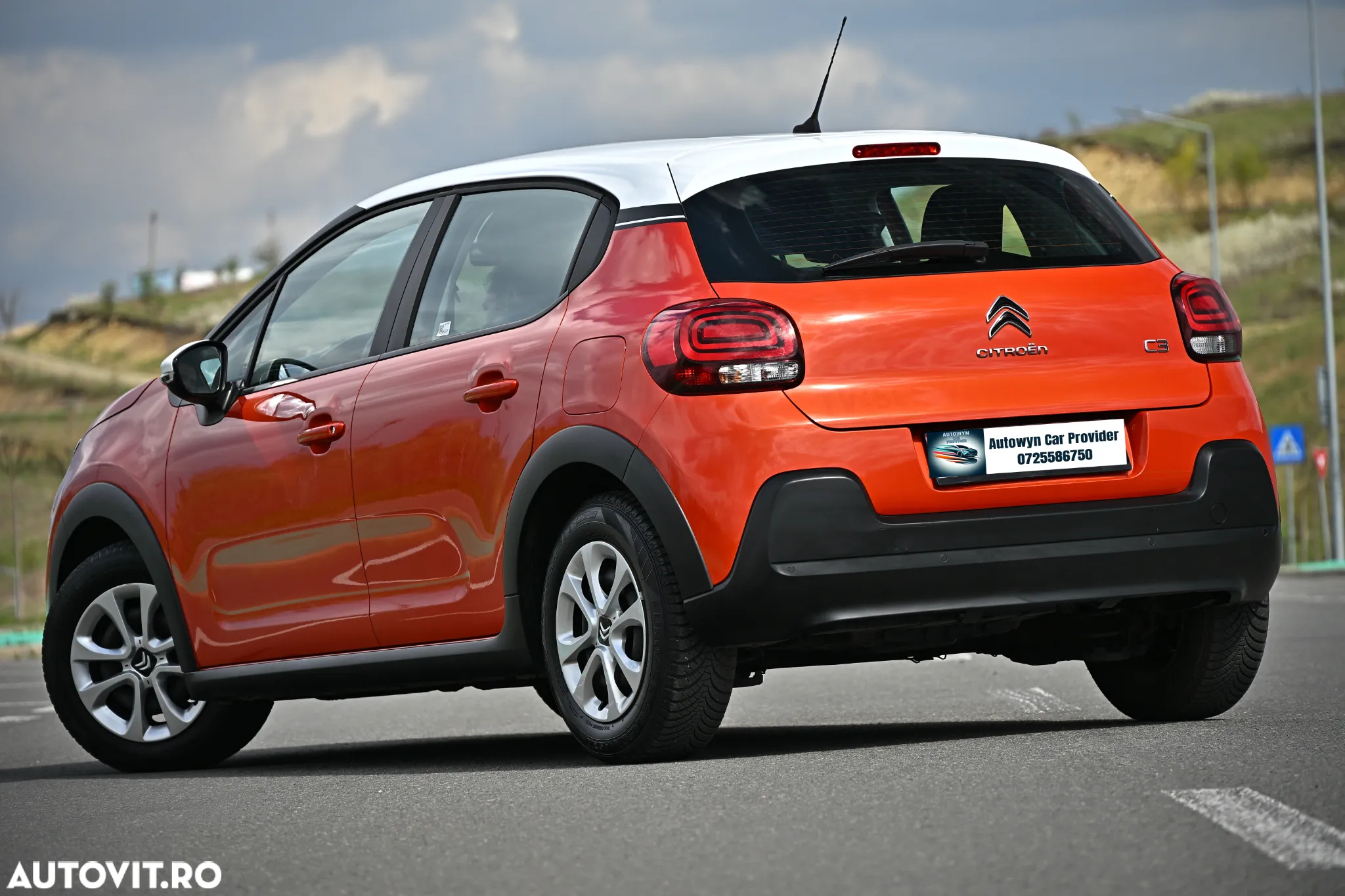 Citroën C3 1.6 BlueHDi S&S BVM Shine - 3