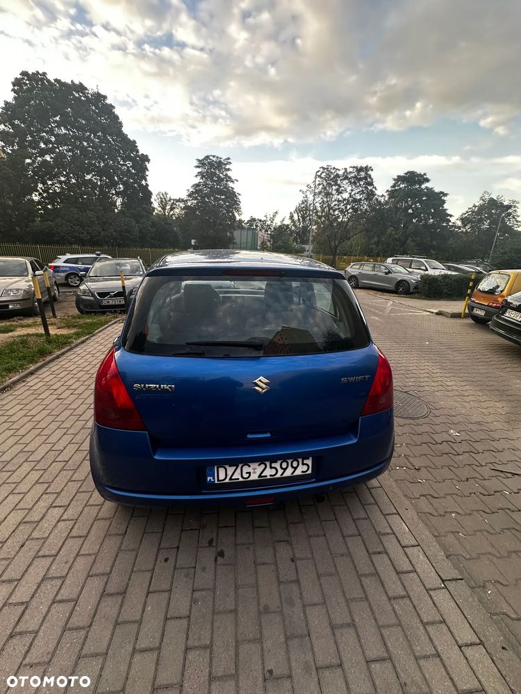 Suzuki Swift - 5